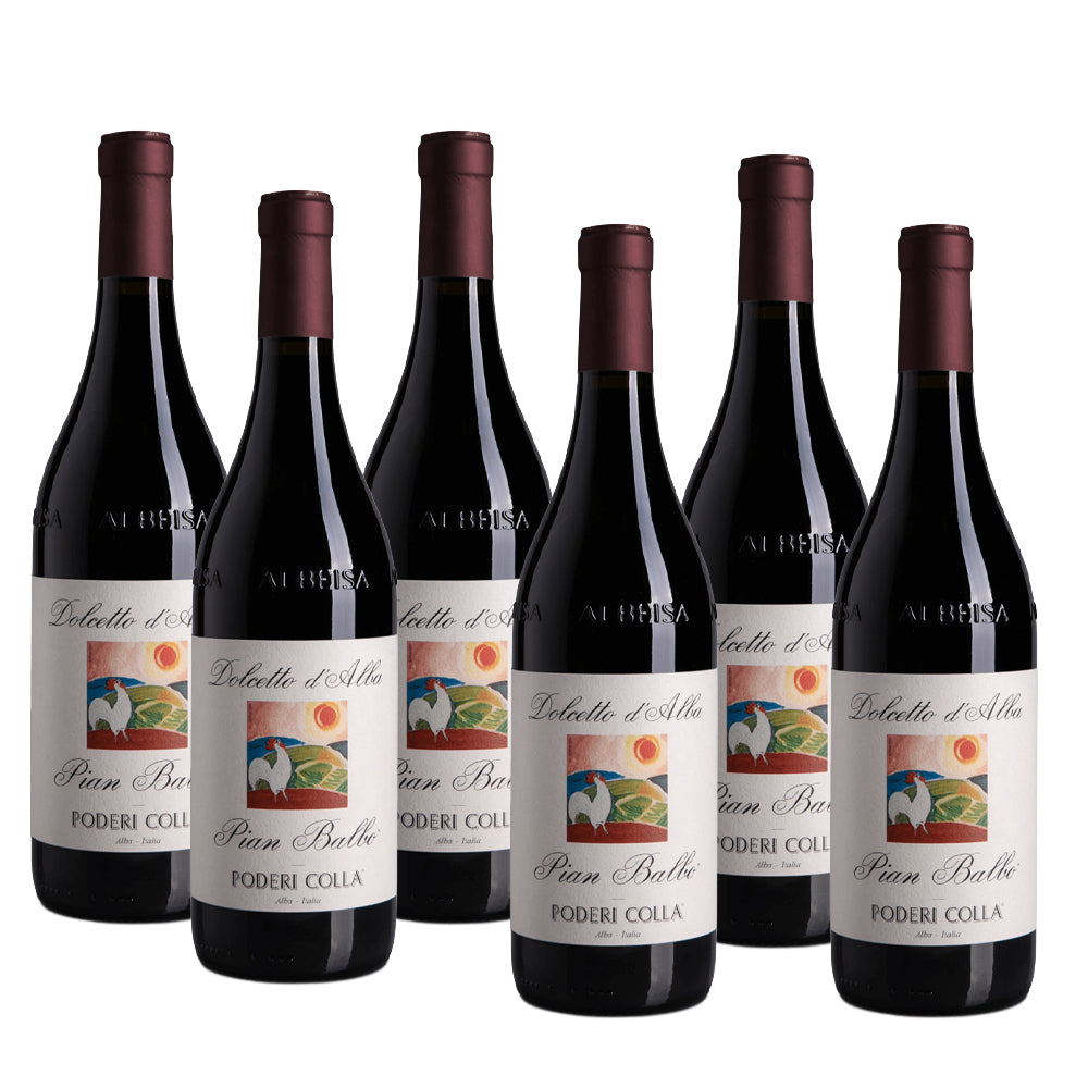 Sei bottiglie di vino rosso, etichetta "Dolcetto d'Alba", logo "Poderi Colla", con sfondo illustrato di paesaggio.