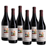 Sei bottiglie di vino rosso, etichetta "Dolcetto d'Alba", logo "Poderi Colla", con sfondo illustrato di paesaggio.
