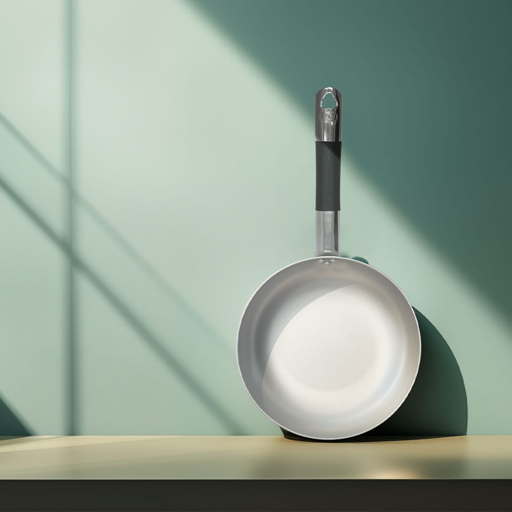 Agnelli Alluminio 3mm Professionale Flared Shallow Oval Pan with Tubular Stainless Handle